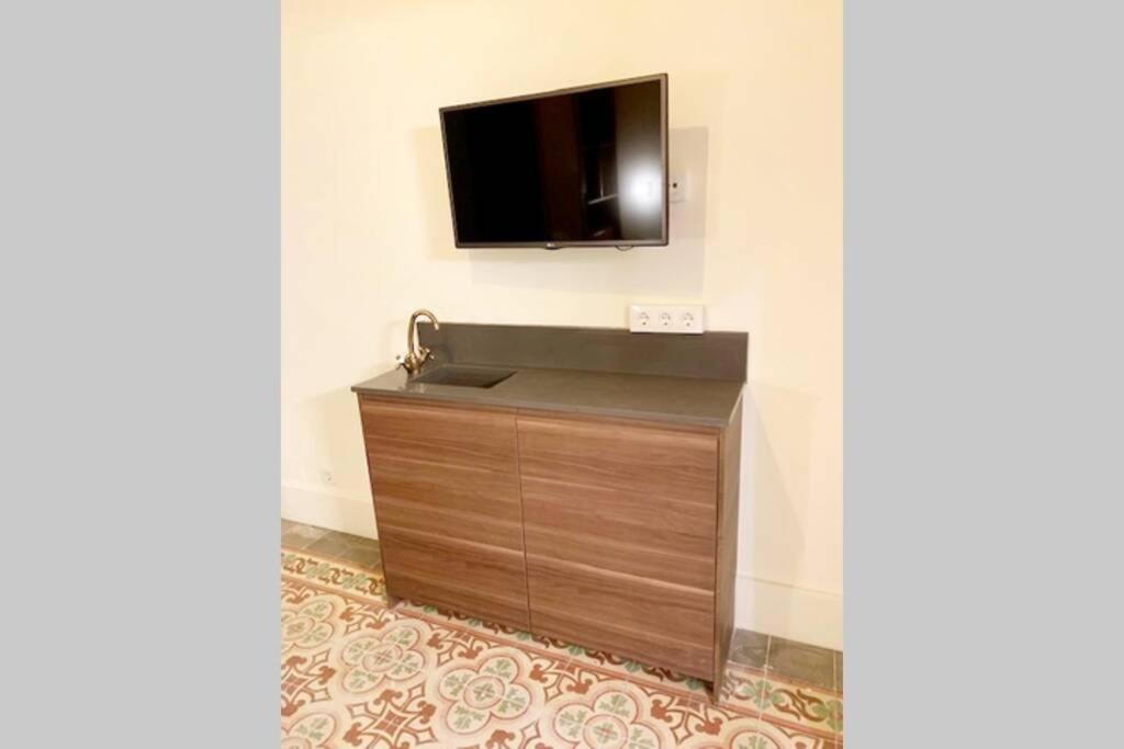 Cozy Studio With Balcony In The Best Place Appartamento Sitges