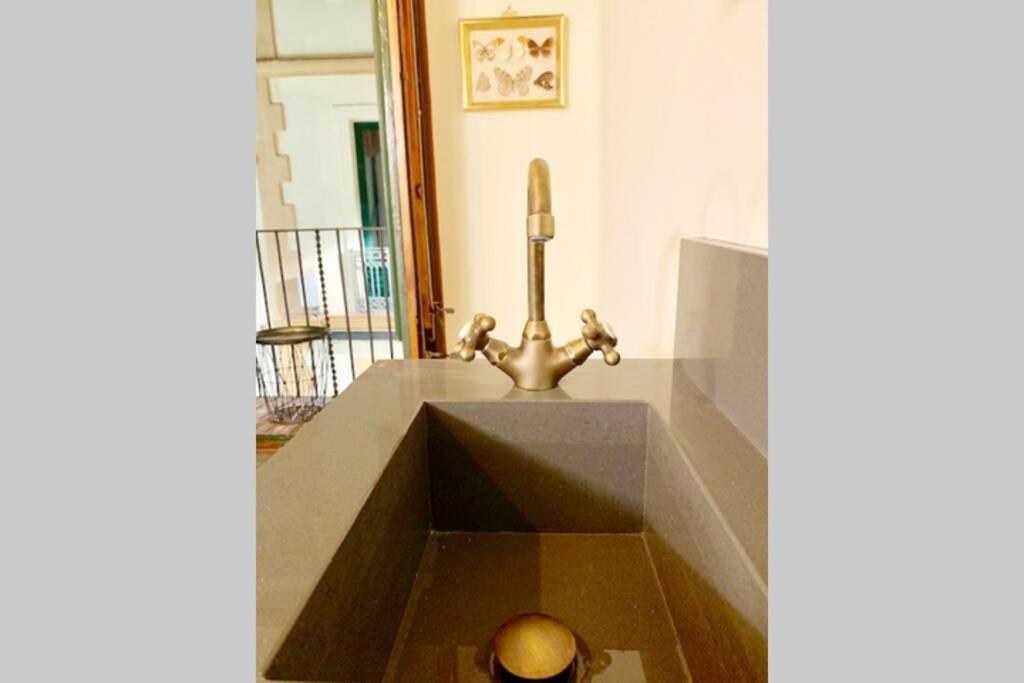 Cozy Studio With Balcony In The Best Place Appartamento *